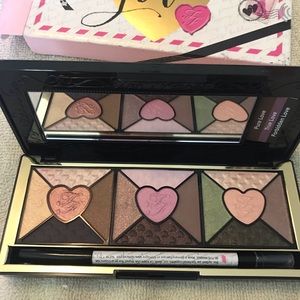 Too Faced Eyeshadow Palette